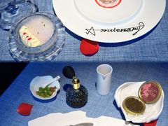 -弦月窗LUNETTE BY AMANDA(复兴路店)