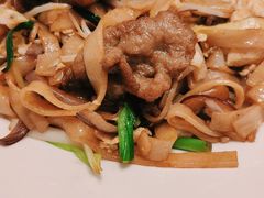 干炒牛河-高第街56号港式餐厅·精选(世茂广场宽厚里大明湖店)