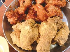 -BHC炸鸡(明洞总店)