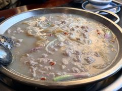 -老来福·非遗酸汤兔(凯旋路店)