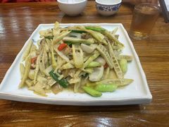 -下梅人家土菜馆(历史文化餐厅度假区店)