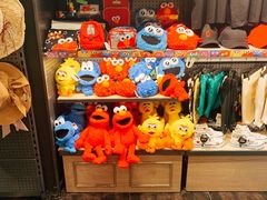 -酷乐潮玩(金桥国际店)