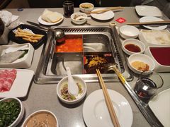 -海底捞火锅(宝龙广场夜宵主题店)