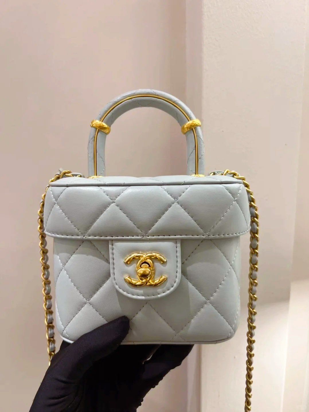 来分享一下我的奢收多回收店卖香奈儿包包的经历