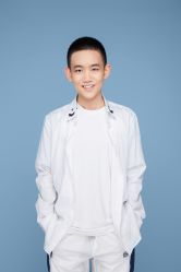 -Z.X HAIR SALON张新美业