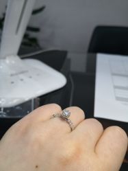 -威德钻石-克拉钻大本营(南京东路店)