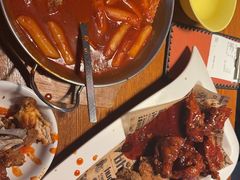 -BHC炸鸡(明洞总店)