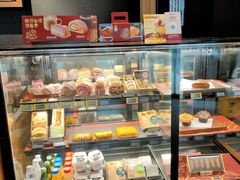 面包甜点陈列柜-星巴克(长沙乐和城门店)