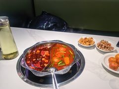 -佰人王串串香火锅(洋珠巷店)