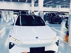 -蔚来体验中心(北京亦庄店)