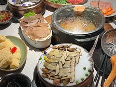 -芸山季·云南山珍菌火锅(人民广场来福士店)