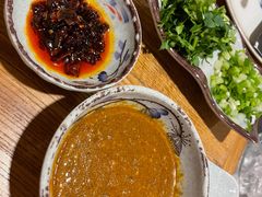 -毛辣果·贵州红酸汤牛肉火锅(西单店)