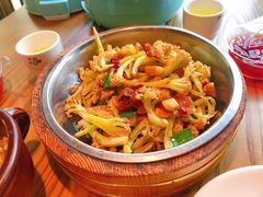 -爱碗亭·鲜炒湖南菜(壹城中心店)