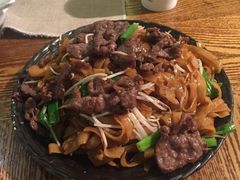 -彩蝶谷美食廊·粤式经典南番顺·铁板烧烤泰风味(广州长隆酒店)