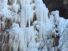 -大平台龙居瀑布旅游区