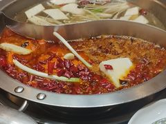 -沸炉重庆老火锅(军事博物馆店)