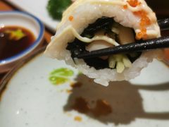 蟹籽加州卷-鸟鸣门屋台料理(金帝银泰店)