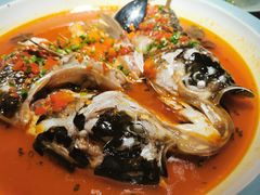 老坛剁椒蒸鲜活鱼头-遇见湘·地道湖南菜(云门店)