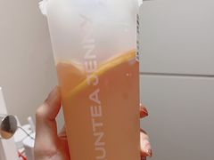 -沪上阿姨·精选茶饮(龙湖滨江天街店)