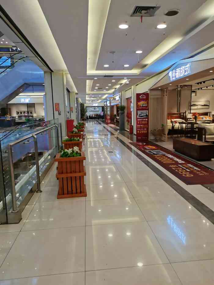 凯恩国际名家具-"中午去逛了凯恩家居家具城,确实很大,家具.