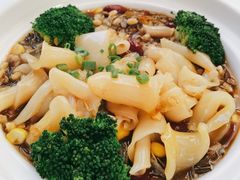 蚝皇粗粮烩鸡蛋胶-南海迎宾馆·经典南海菜