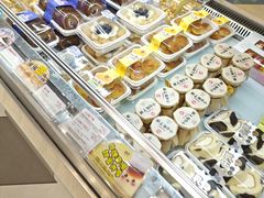 -85度C(生甜甜圈研究工坊·上海局门店)