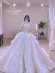-洋洋婚纱品牌集合店