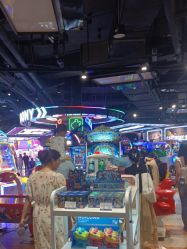 -卡通尼乐园(景枫中心店)