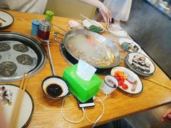 -川渝又一村火锅烤肉自助(步行街店)