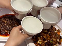 -尘香•传统川菜(创汇首座店)