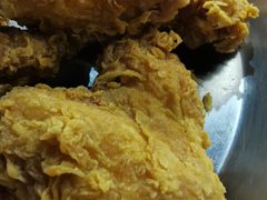 -BHC炸鸡(明洞总店)