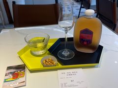 -茶是一枝花泡茶店
