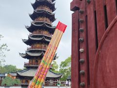 -龙华寺