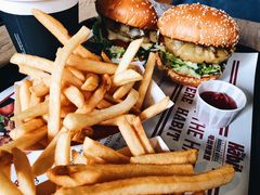 -The Habit Burger Grill 哈比特汉堡(复兴soho店)