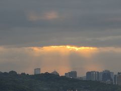 -吴山路夜市