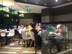 大堂-肯德基(湾畔店)
