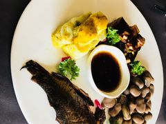 -羲和雅苑•北京烤鸭(平安国际金融中心店)