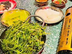 -牛腩之旅·牛腩牛杂煲(经纬汇店)