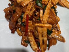 紫苏脆笋炒爽肉-润记·广东餐馆(苏州中心店)