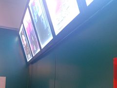 -荒岛实景沉浸密室(江汉路1店)