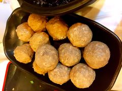 -鲜入围煮花胶鸡海鲜火锅