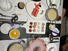 -红鼎豆捞·非遗鲍皇汤火锅(宝丰路店)