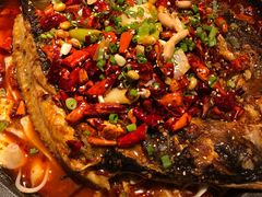 -鸣记脆皮烤鱼·海鲜烤鱼(三八广场店)