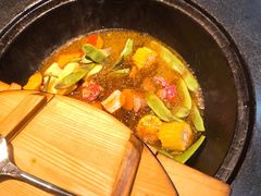 -老关东铁锅炖(上游街店)