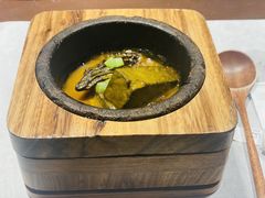 羊肚菌烧黑豆腐-无味舒食(思南公馆店)