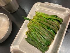 -蚝美人·生蚝海鲜烧烤(茶花园店)