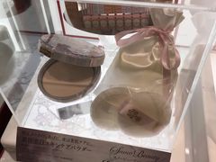 -关西国际机场直营免税店