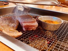 -肉甲韩国木炭烤肉(新壹街1店)