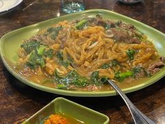 -胡须佬鸡煲四季火锅(海雅缤纷城店)