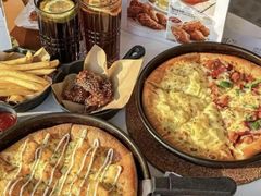 必胜硬核肉多多比萨-必胜客(仁恒店)